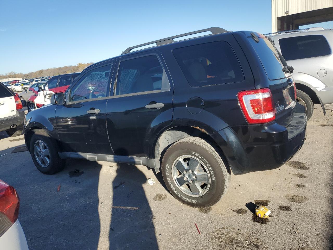 2010 Ford Escape - Image 2
