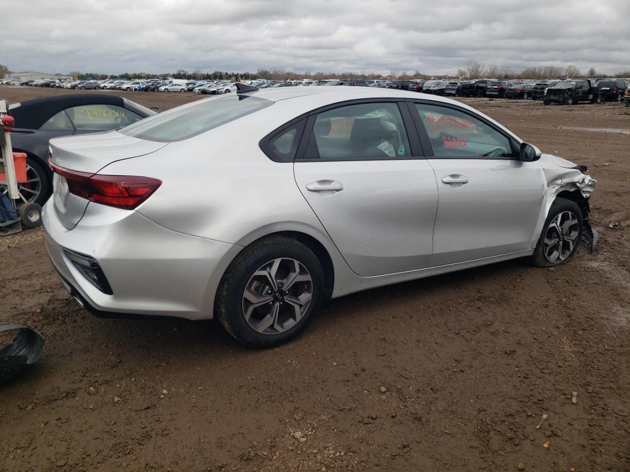 2021 Kia Forte - Image 3
