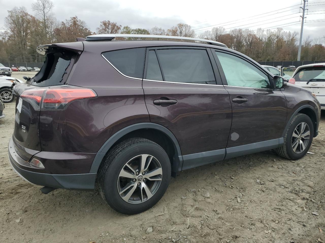 2016 Toyota RAV 4 - Image 3