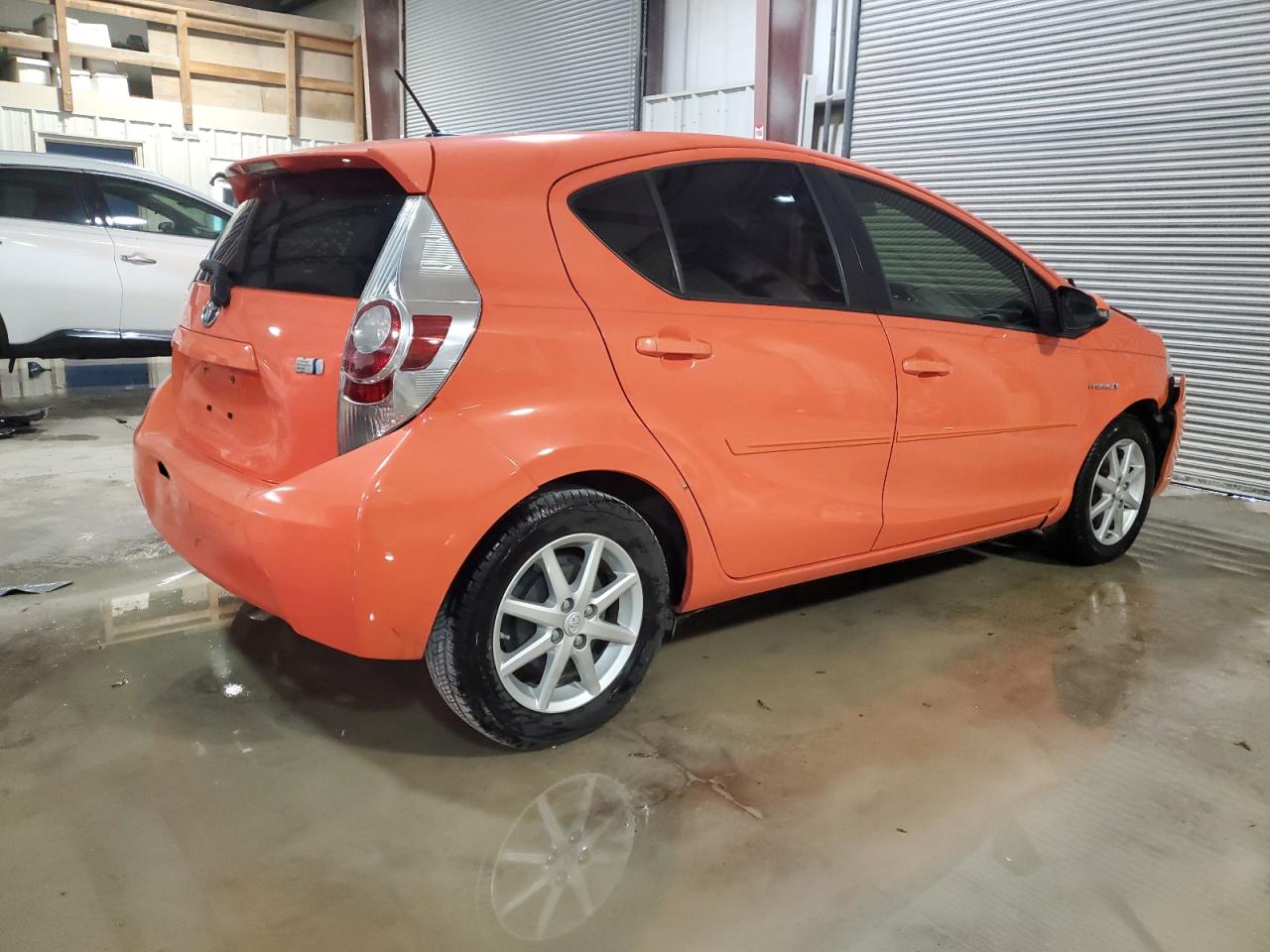 2014 Toyota Prius C VIN: JTDKDTB36E1070447 Lot: 81982074