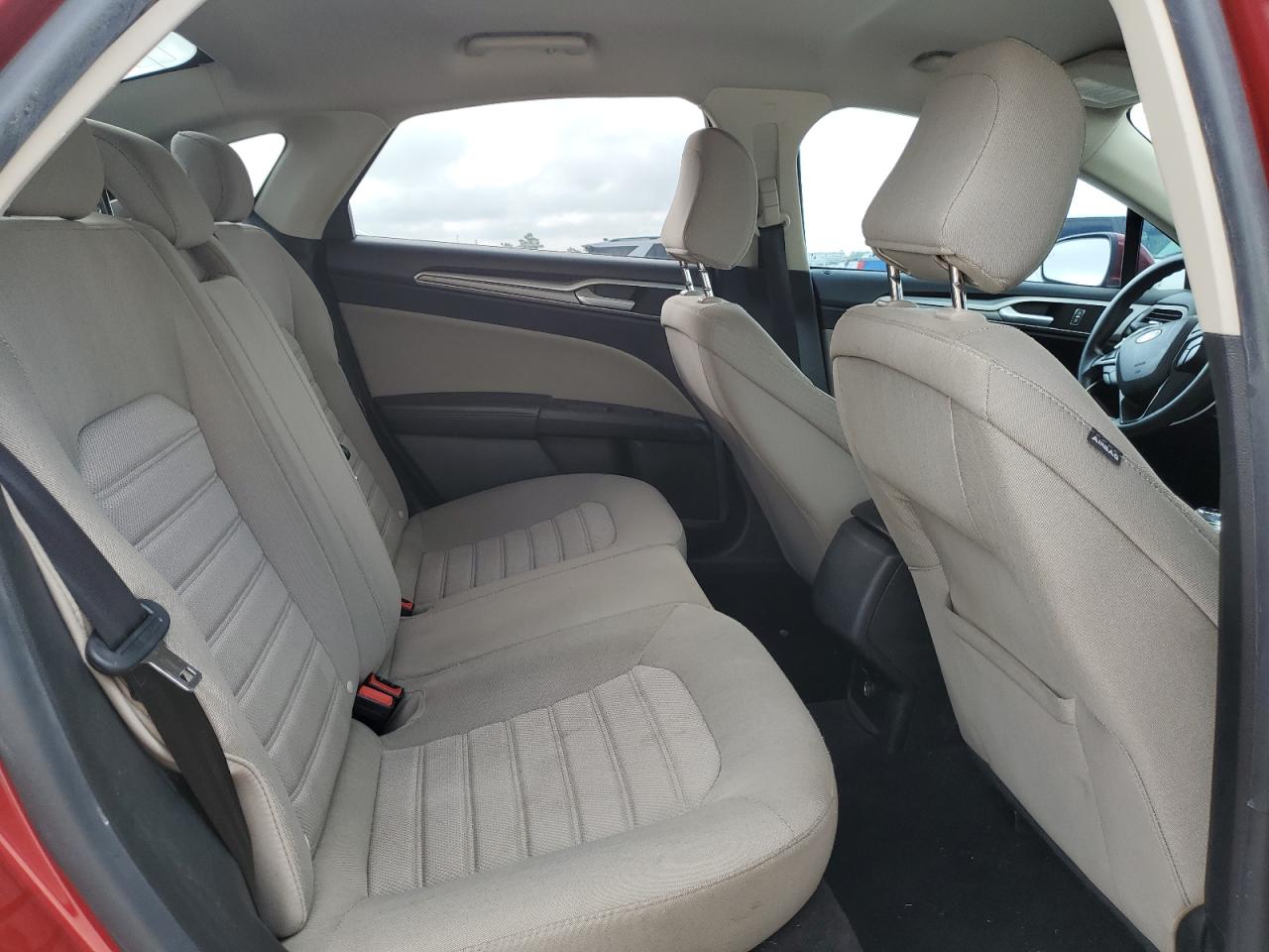 2020 Ford Fusion - Image 10