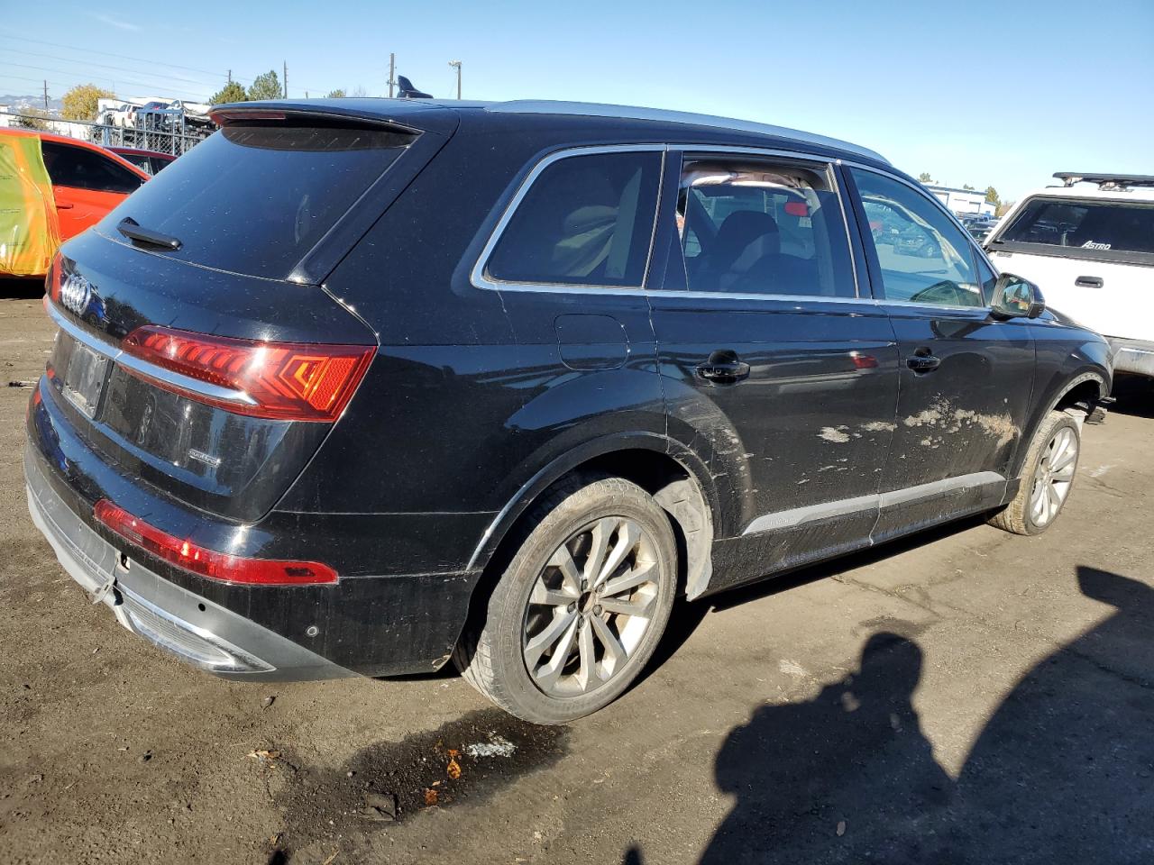 VIN WA1LXAF7XMD012636 2021 AUDI Q7 no.3