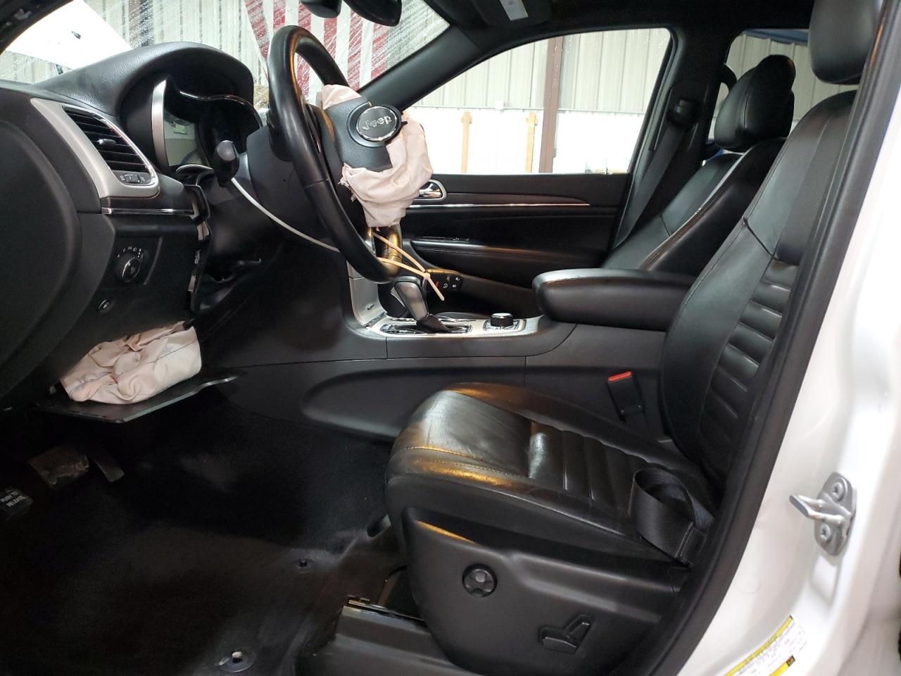 2018 Jeep Grand Cherokee - Image 7