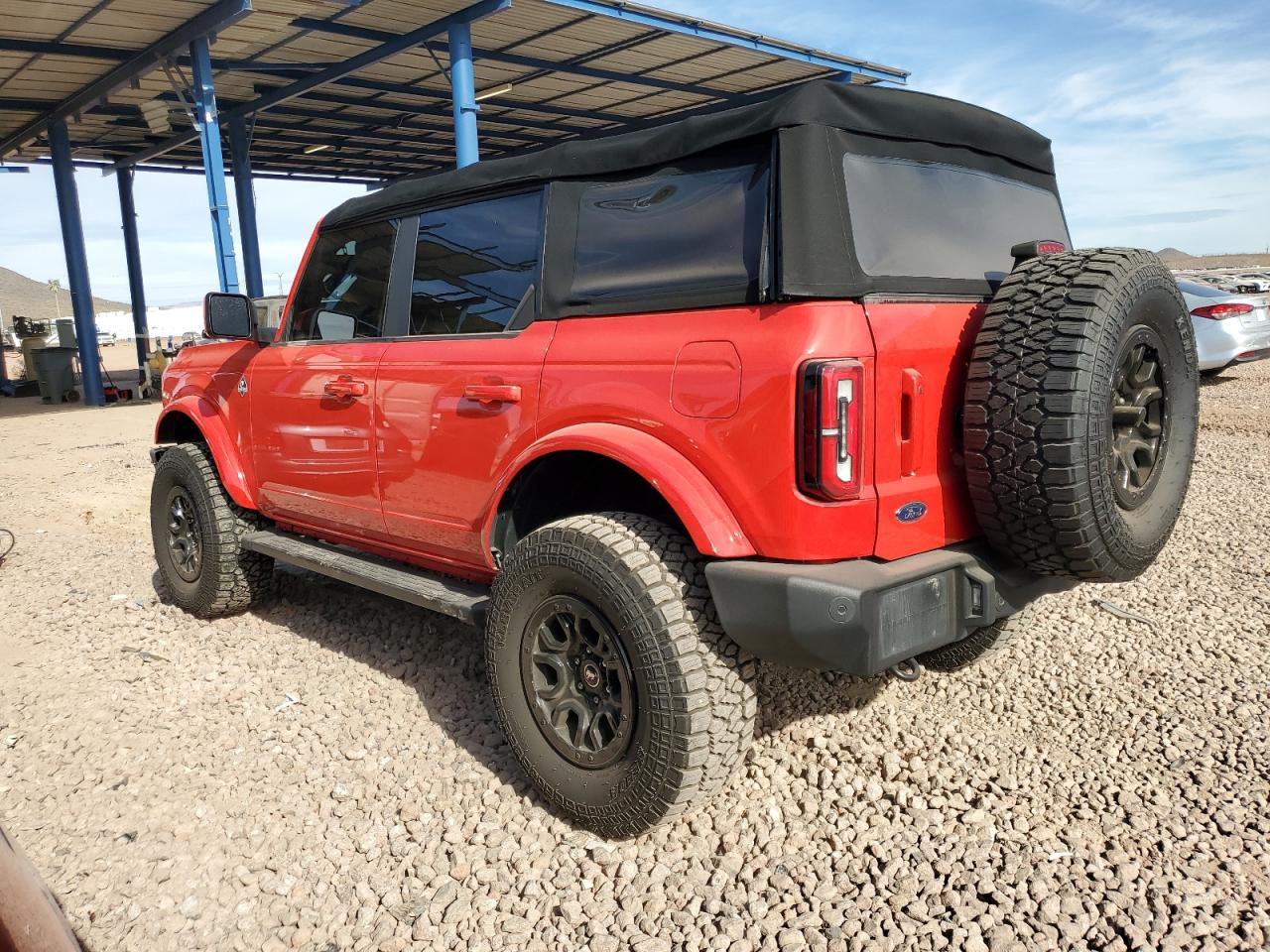 2022 Ford Bronco - Image 2