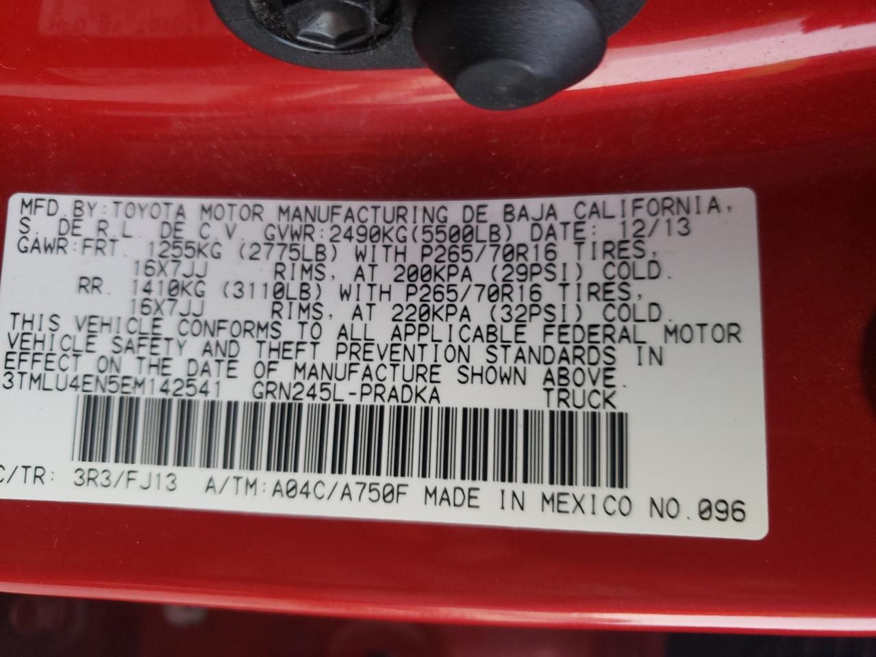 2014 Toyota Tacoma - Image 13