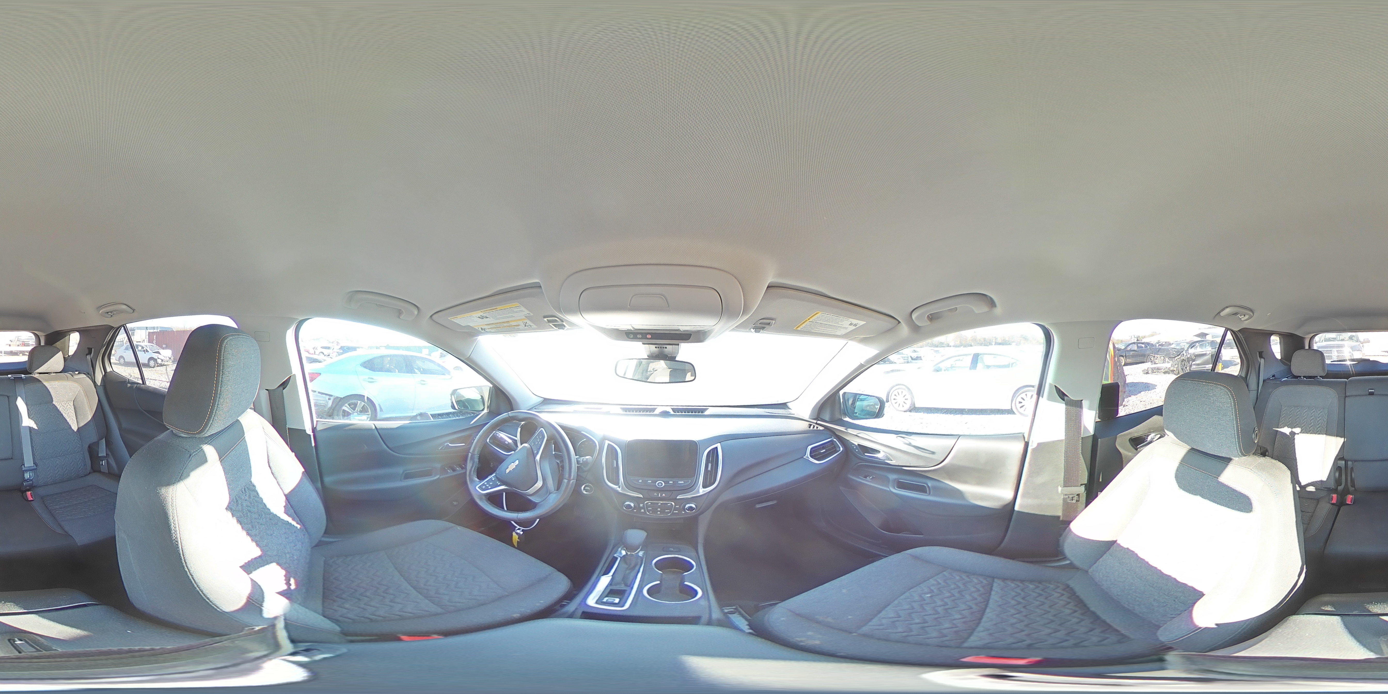 2022 Chevrolet Equinox - Image 16