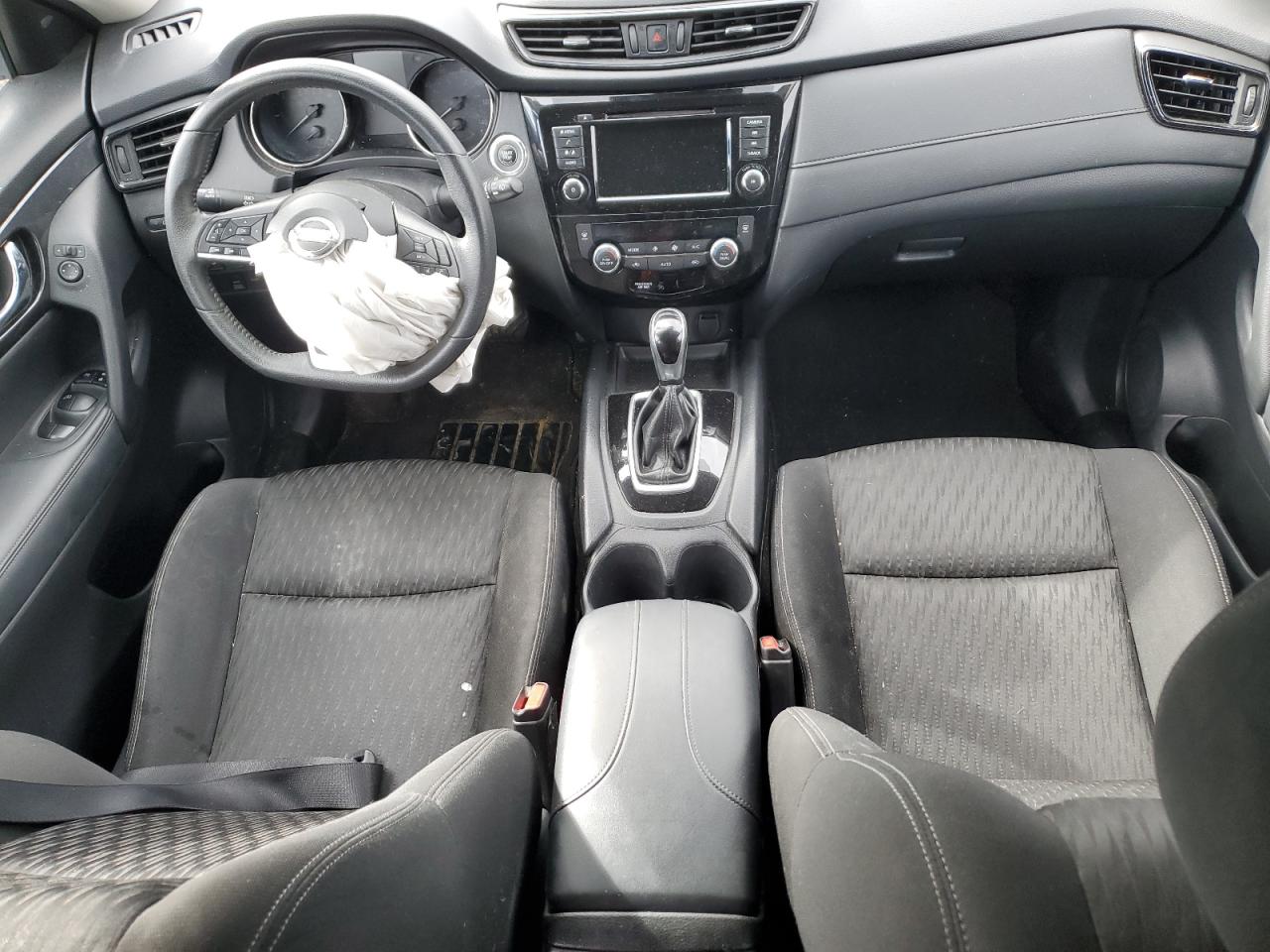 2019 Nissan Rogue - Image 8