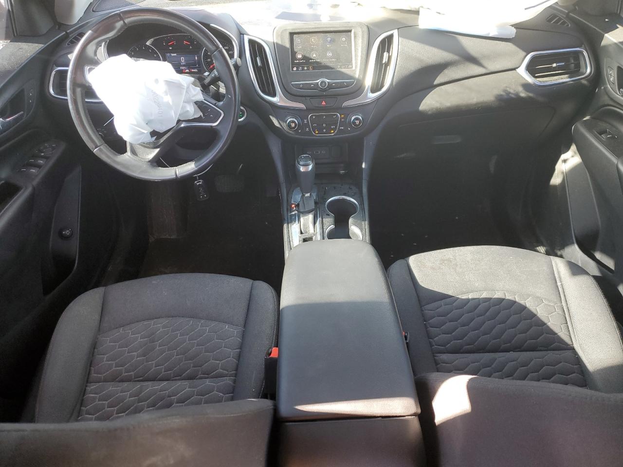 2020 Chevrolet Equinox - Image 8