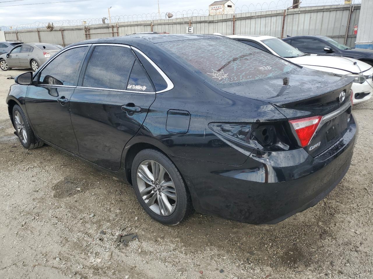 VIN 4T1BF1FK2HU299237 2017 TOYOTA CAMRY no.2