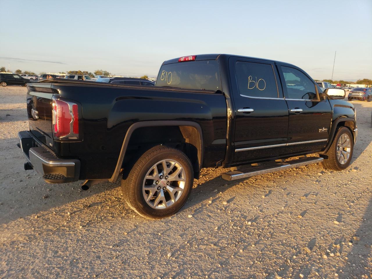 2018 GMC Sierra - Image 3