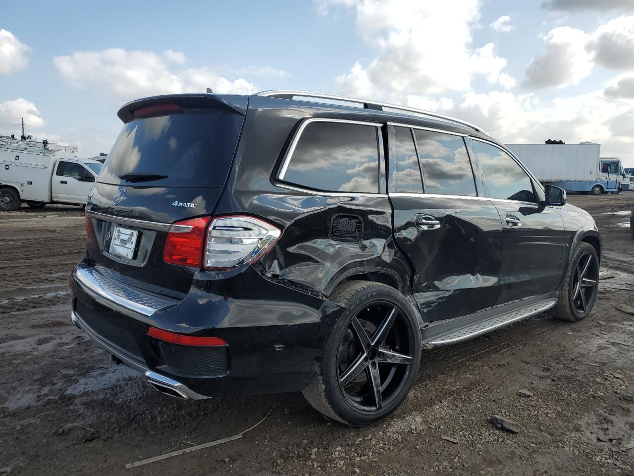 VIN 4JGDF7DE0DA136316 2013 MERCEDES-BENZ GL-CLASS no.3