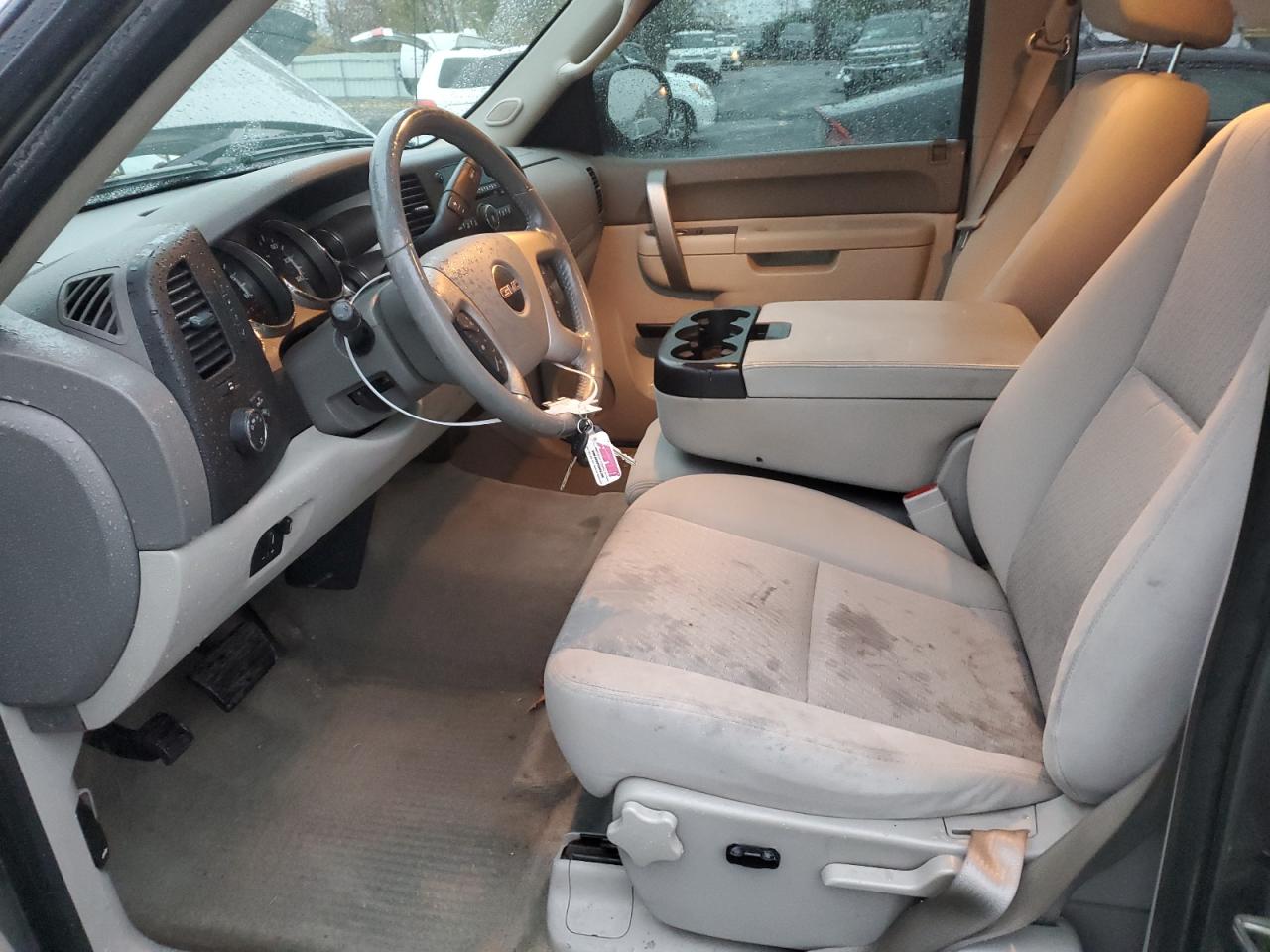 2012 GMC Sierra - Image 7