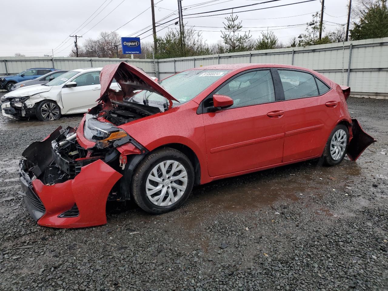 VIN 2T1BURHE6JC058252 2018 TOYOTA COROLLA no.1