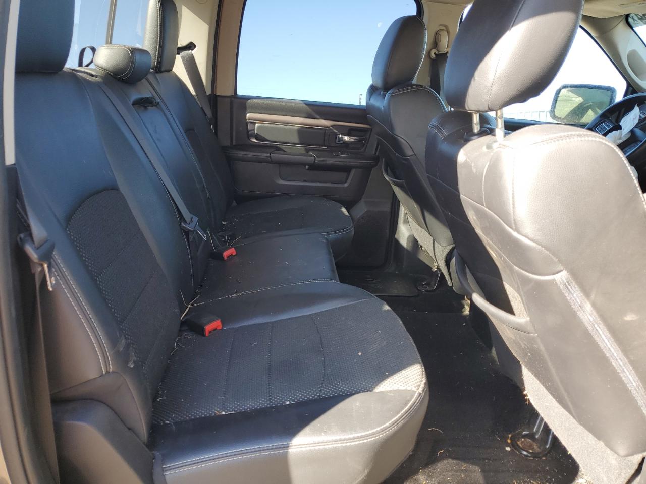 2016 RAM 1500 - Image 11