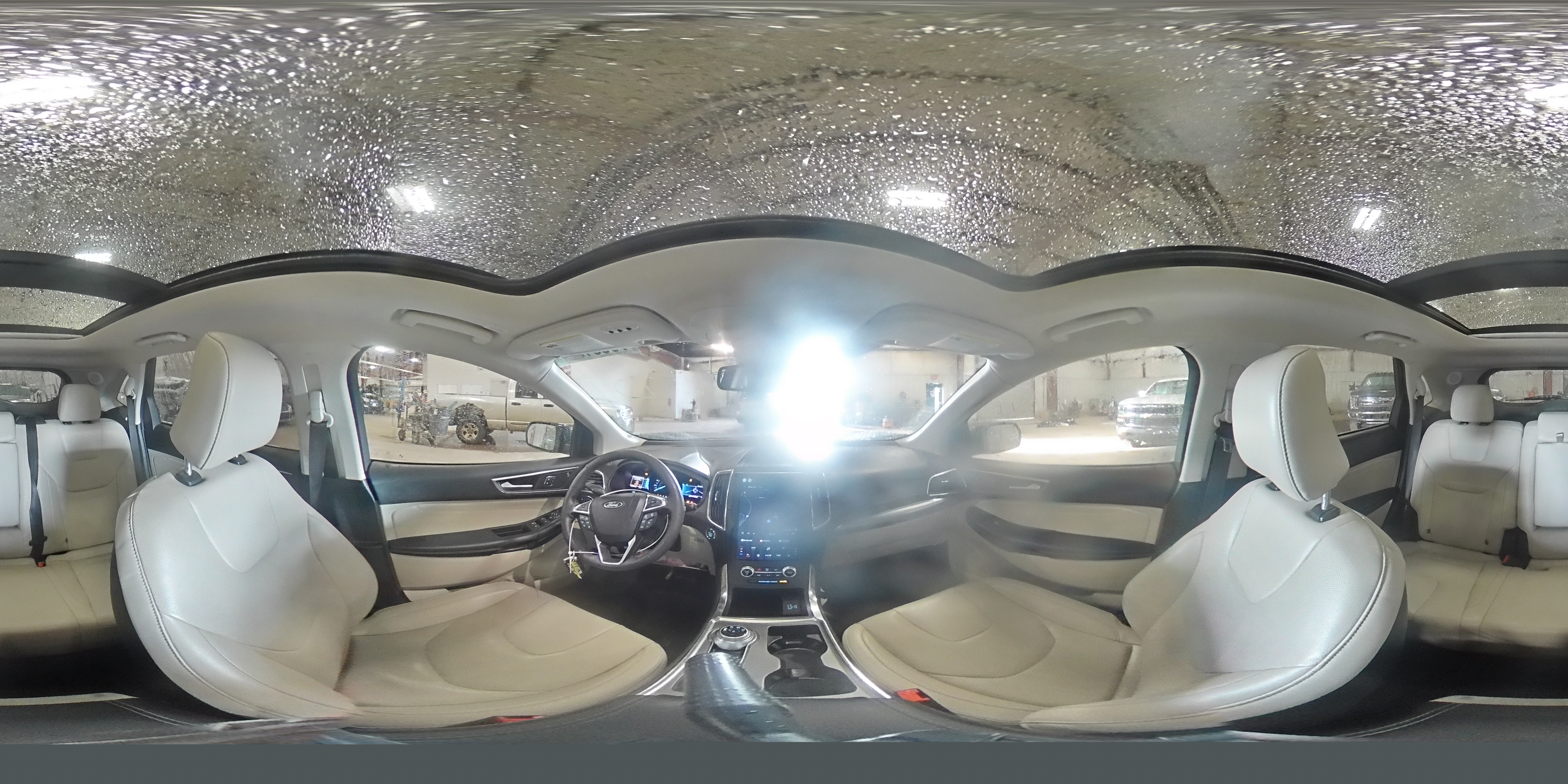 2022 Ford Edge - Image 15