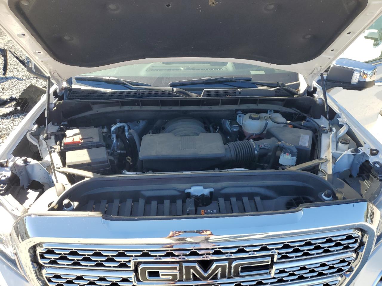 2021 GMC Sierra - Image 11