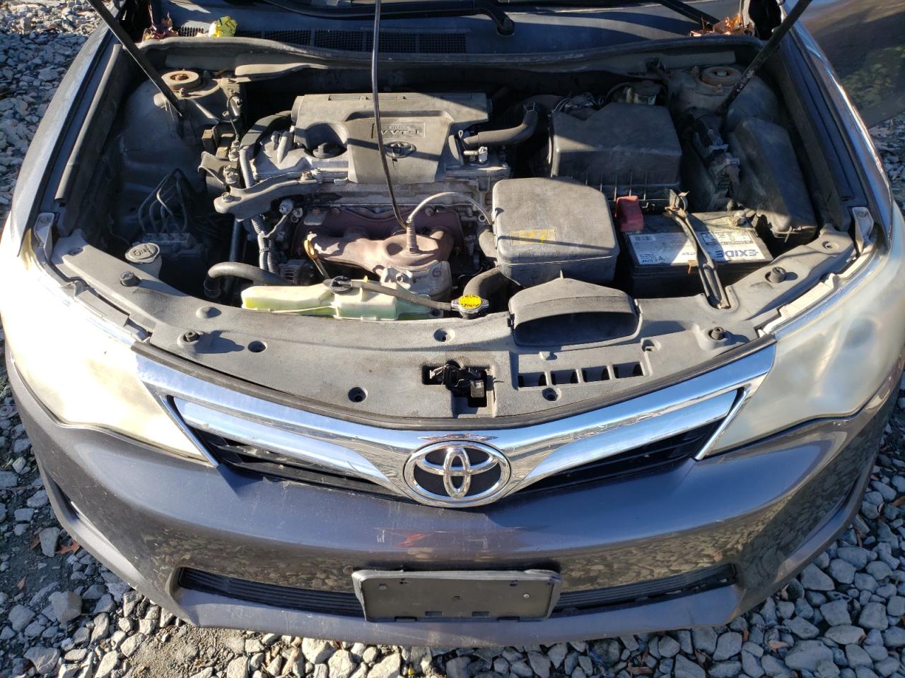 2012 Toyota Camry - Image 11