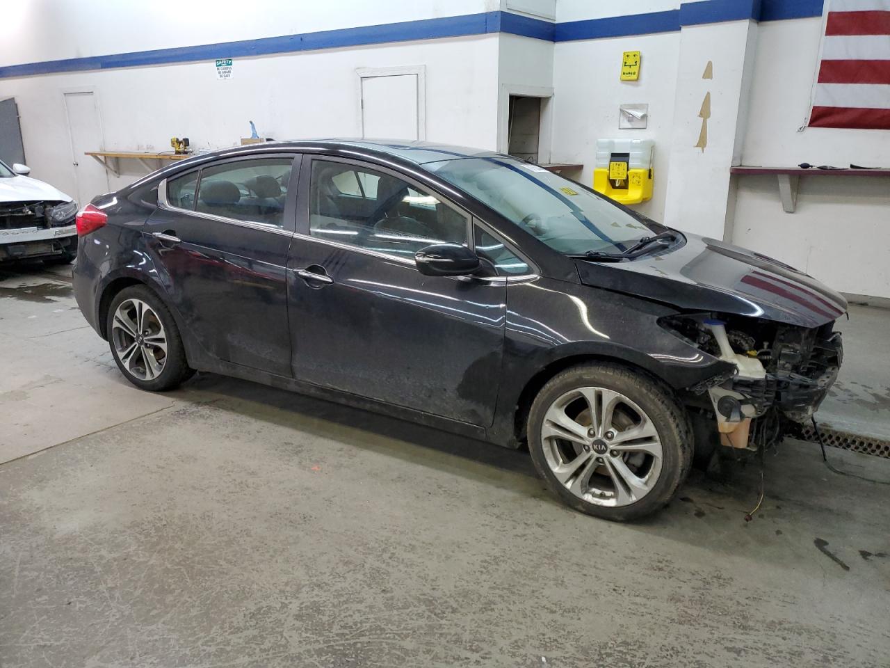 2016 Kia Forte - Image 4