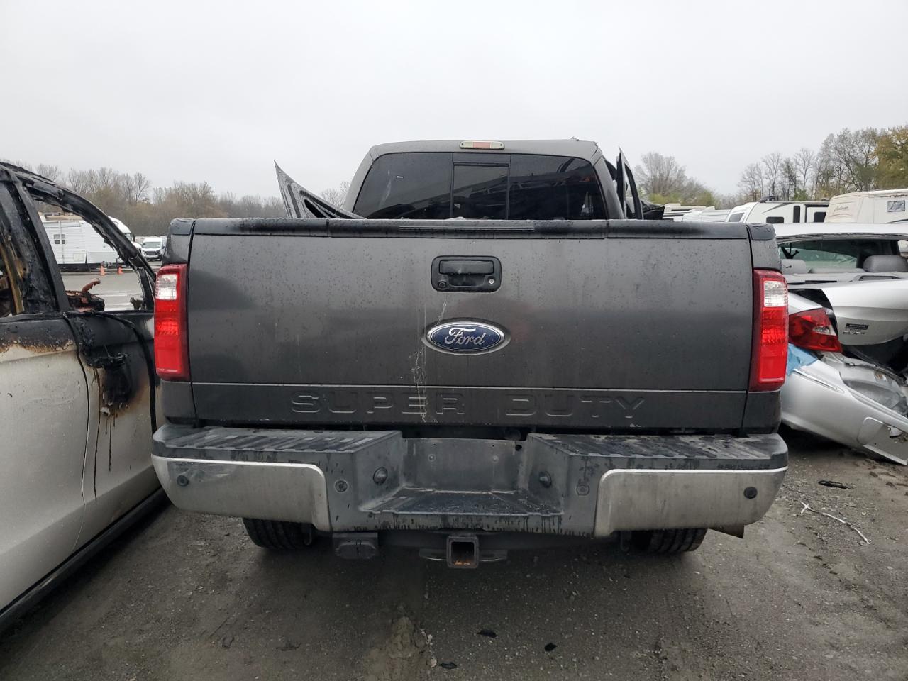 2016 Ford F350 - Image 6