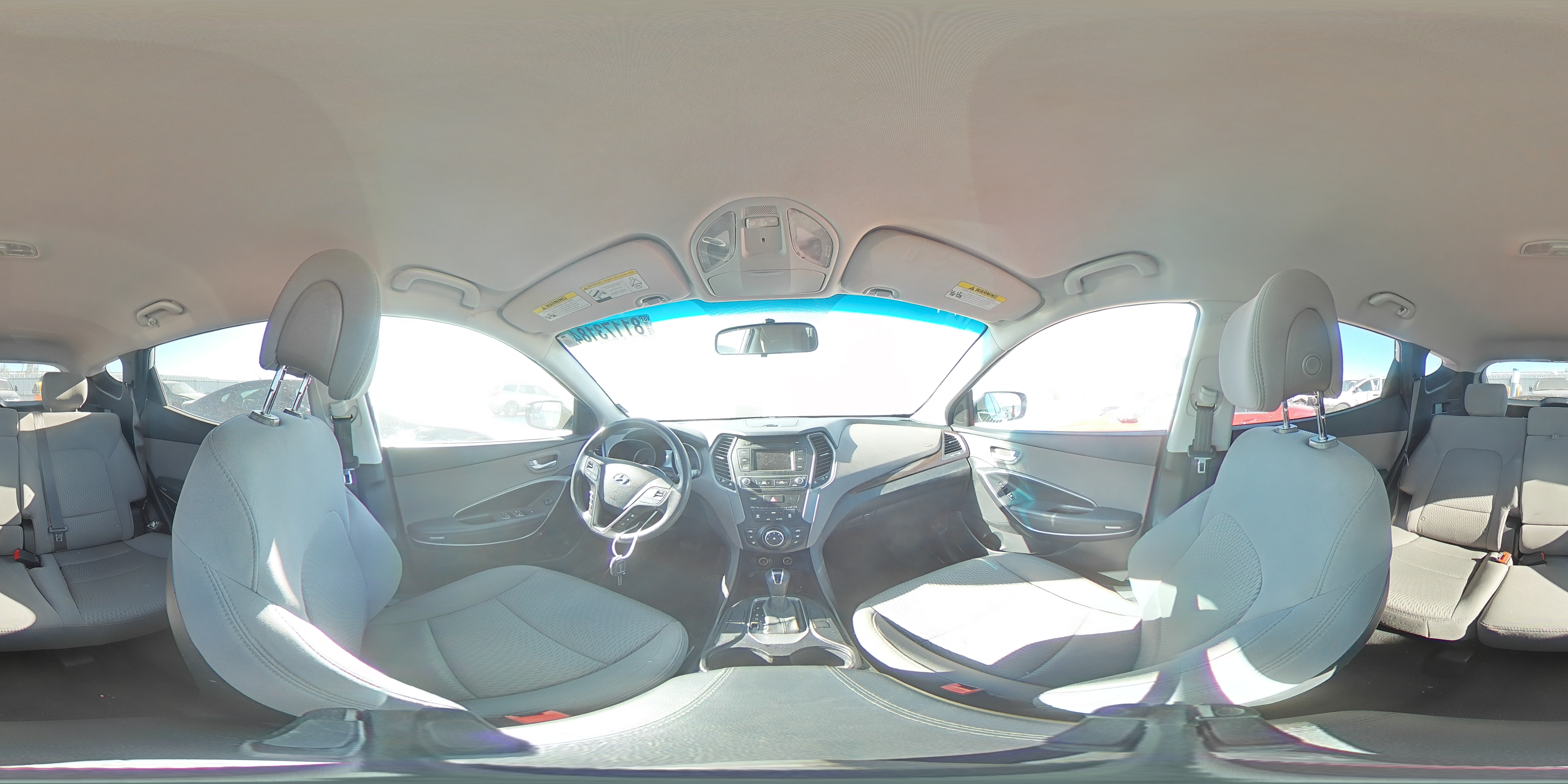 2017 Hyundai Santa Fe - Image 13