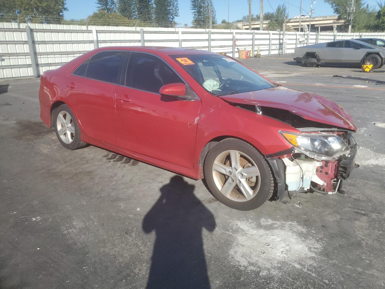 2014 Toyota Camry - Image 4
