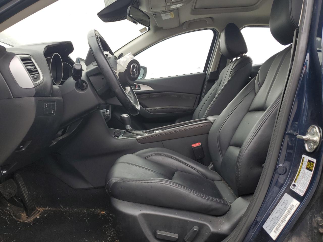2017 Mazda 3 - Image 7