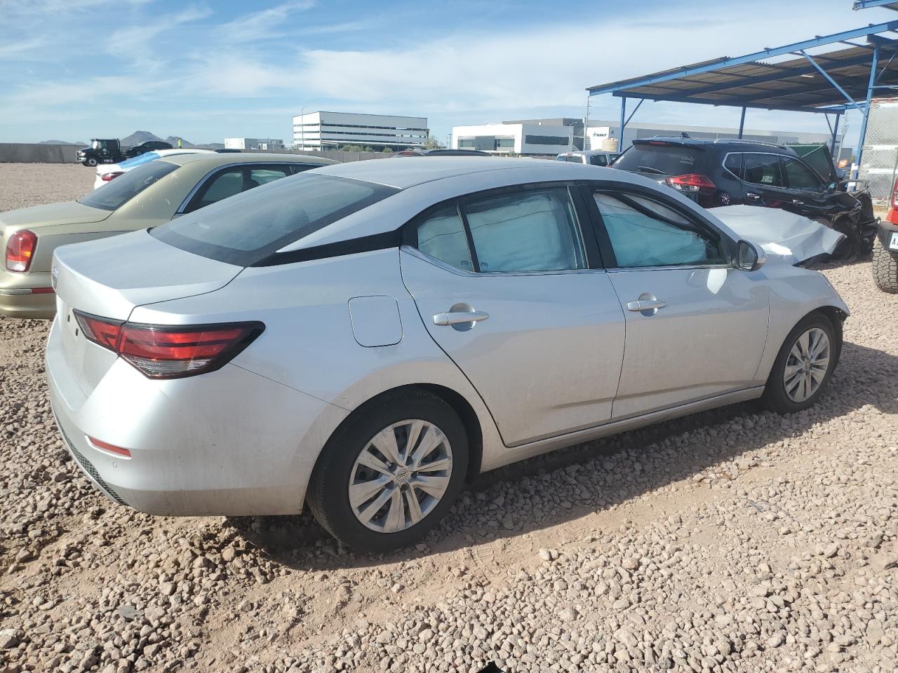 2022 Nissan Sentra - Image 3