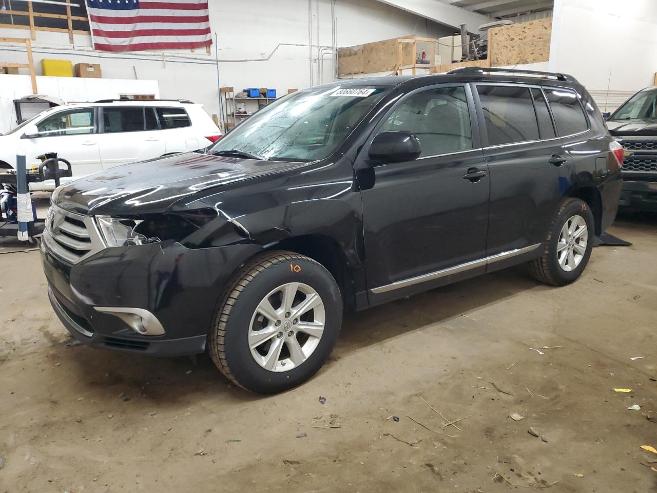 2011 Toyota Highlander - Image 1