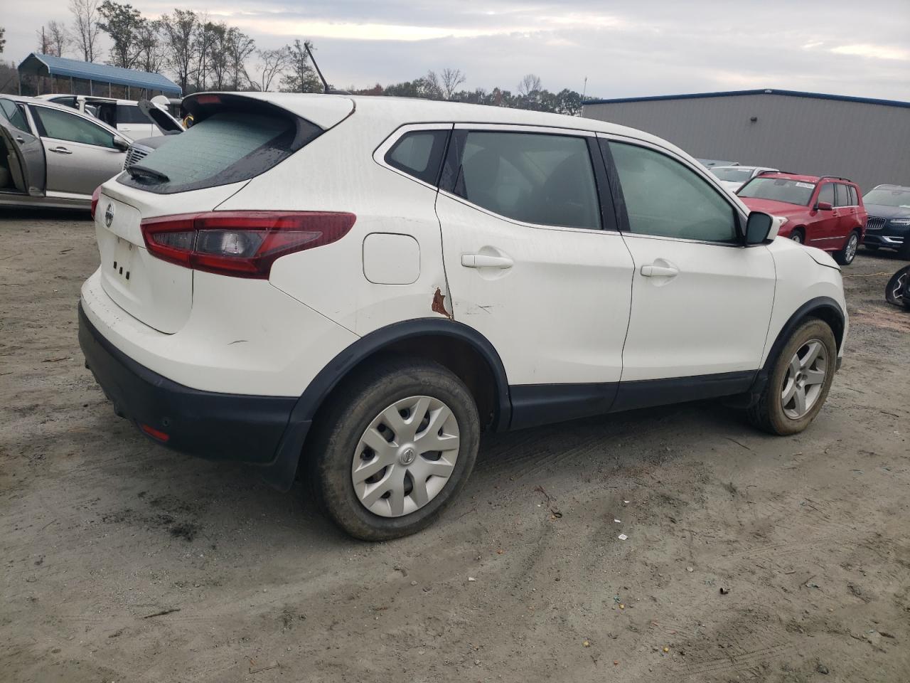 2020 Nissan Rogue - Image 3