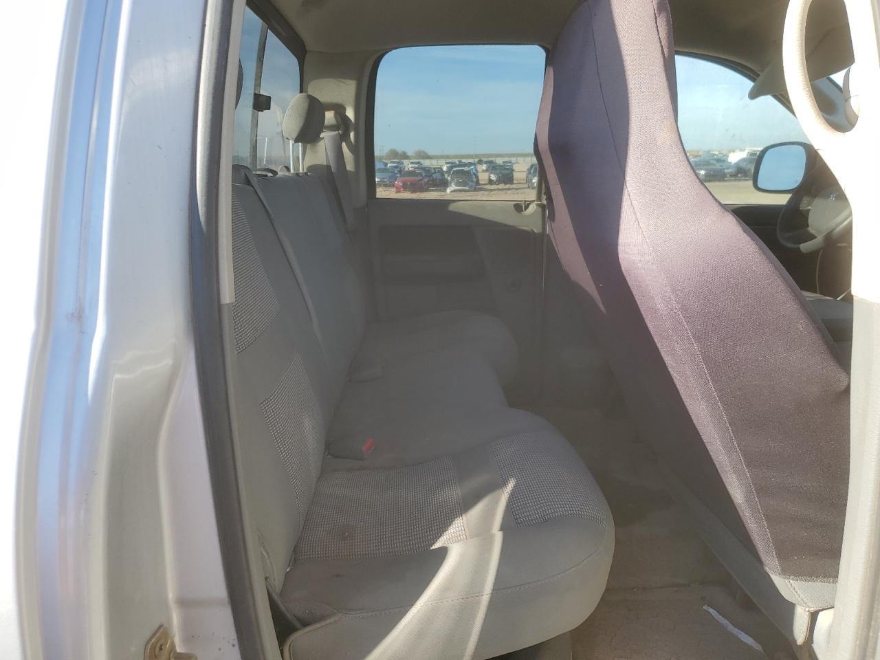 2007 Dodge RAM - Image 10