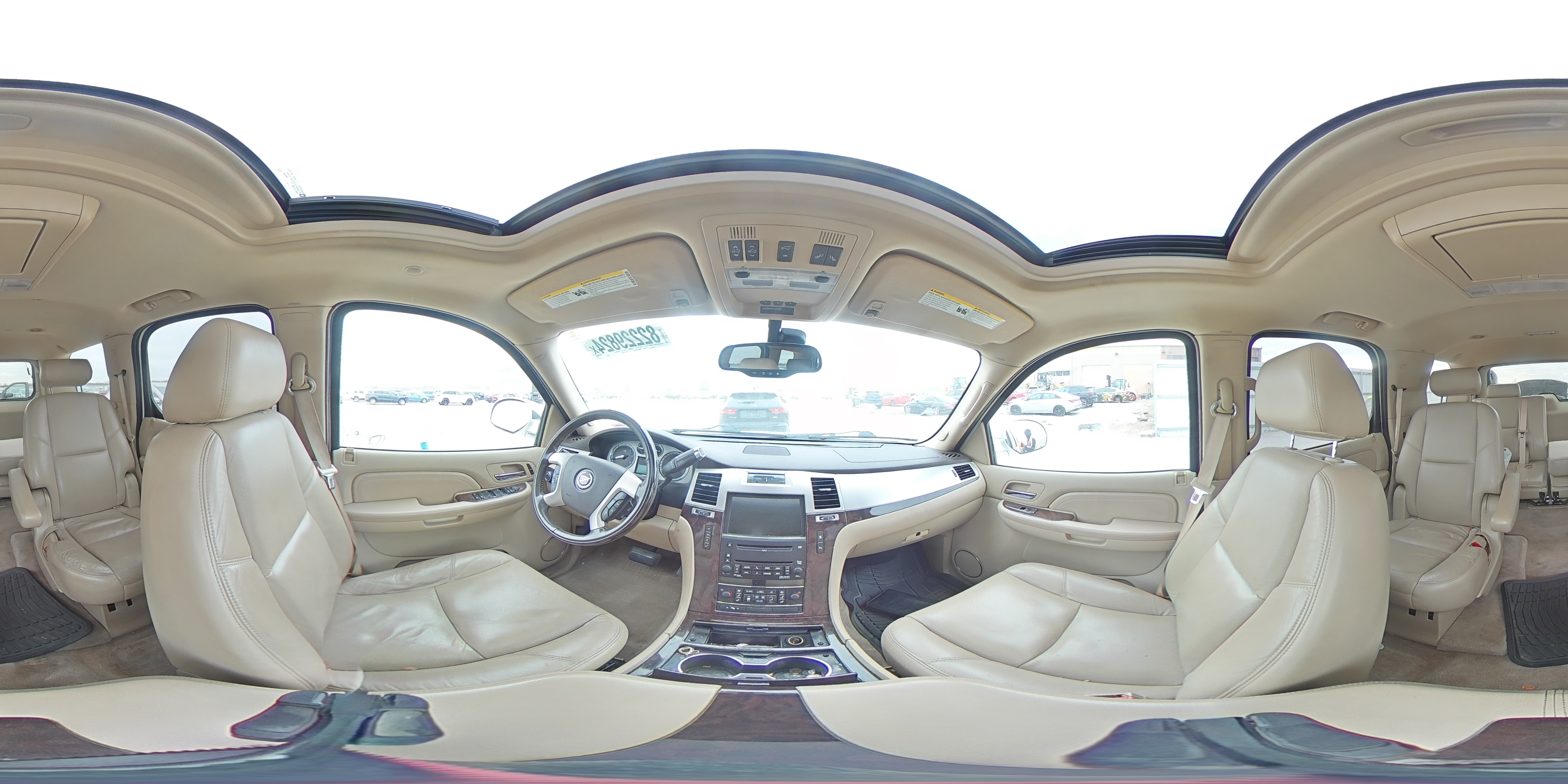 2009 Cadillac Escalade Luxury VIN: 1GYFK23209R236017 Lot: 82229824