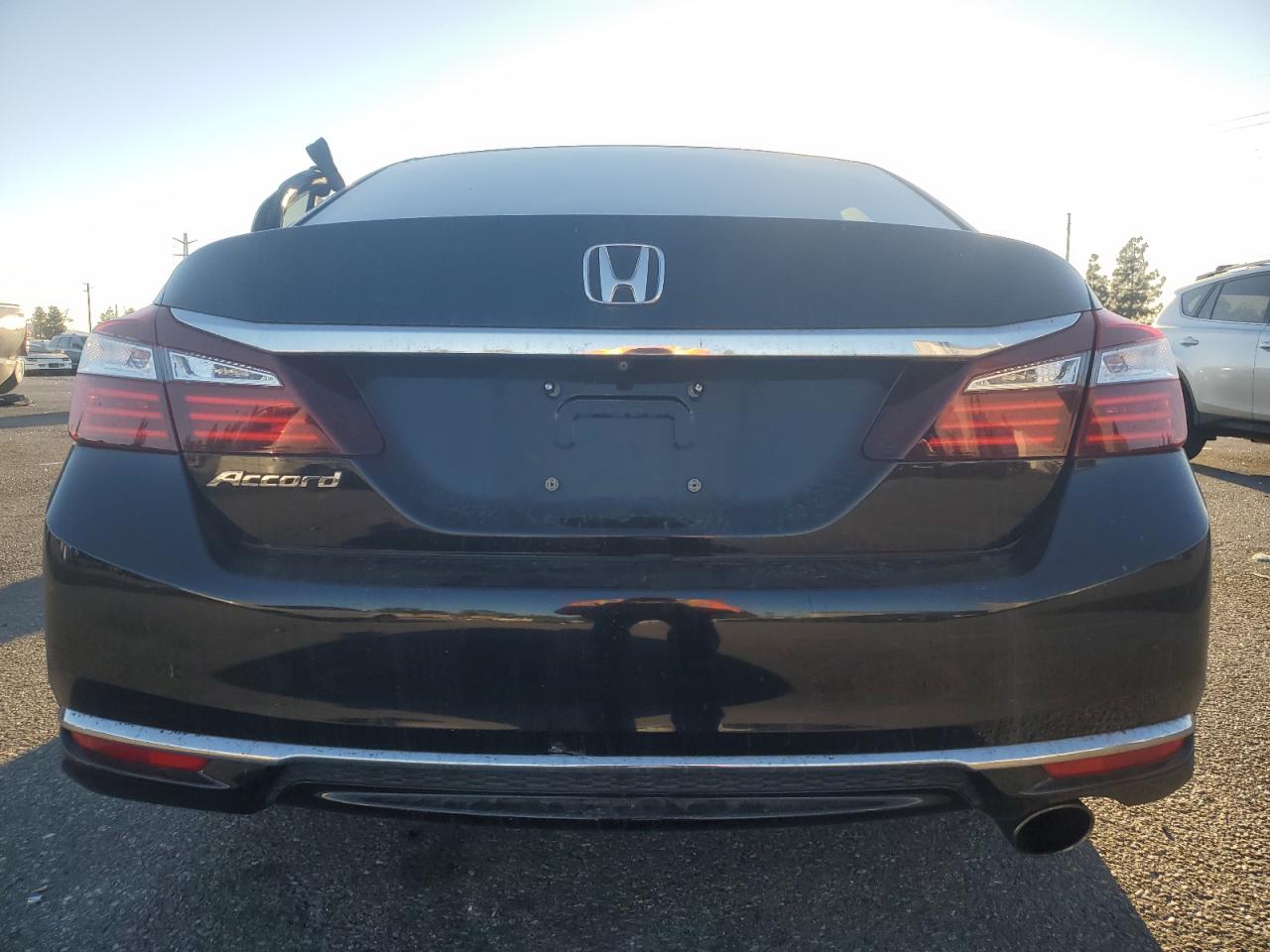 2017 Honda Accord Lx VIN: 1HGCR2F32HA181948 Lot: 79699114