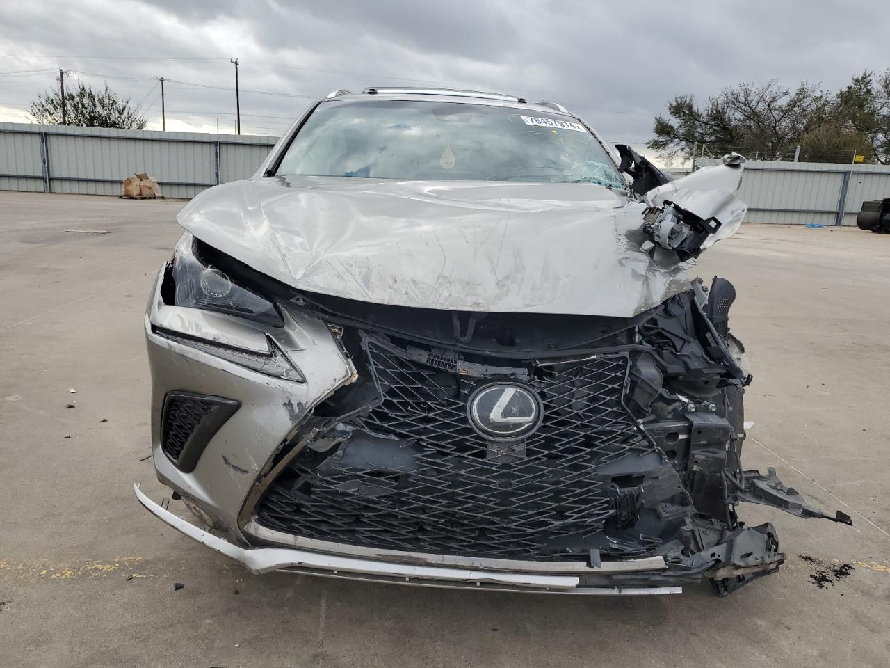 VIN JTJYARBZ8J2105842 2018 LEXUS NX no.5