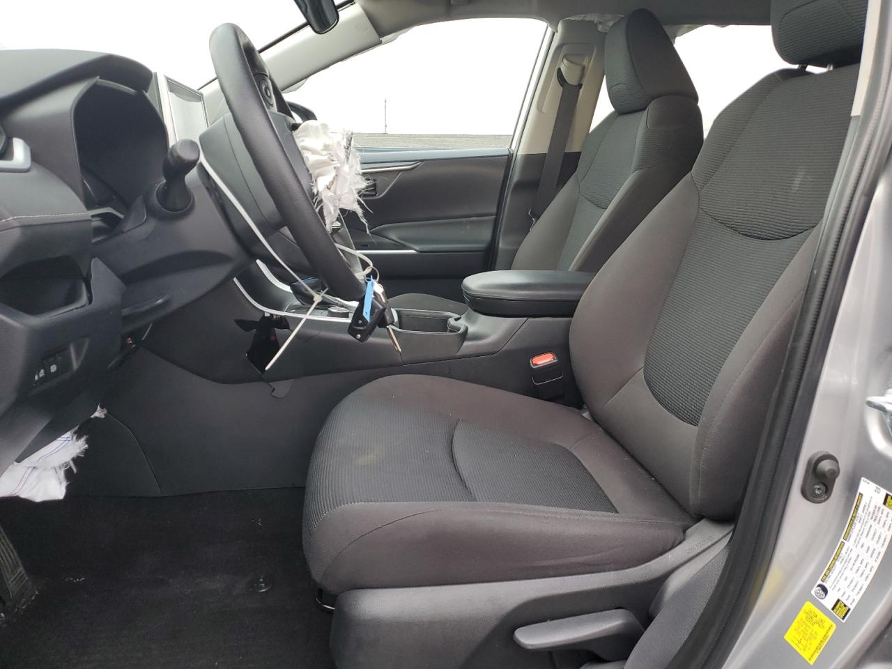 2023 Toyota RAV 4 - Image 7