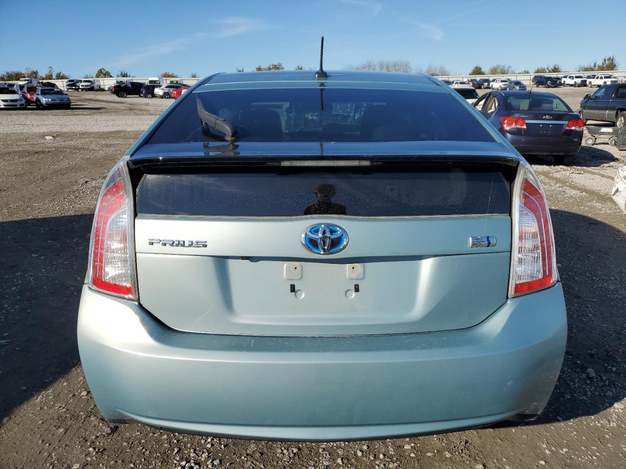 2015 Toyota Prius - Image 6