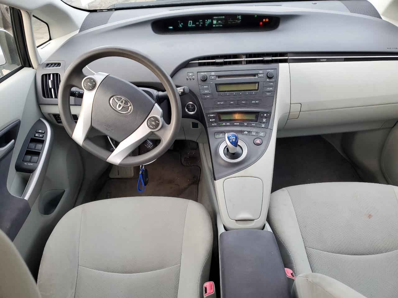 2011 Toyota Prius - Image 8