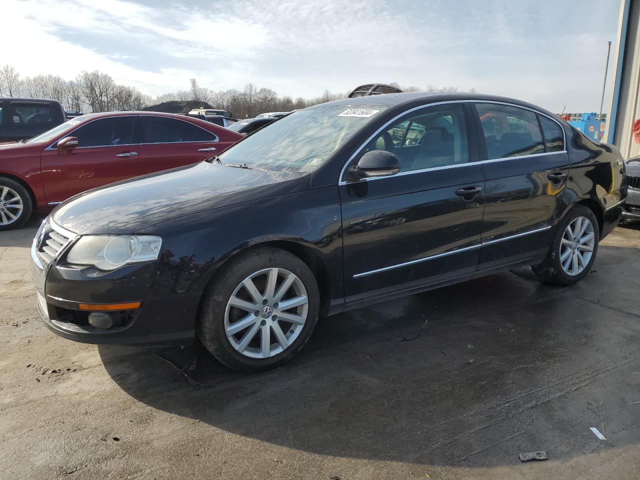 2010 Volkswagen Passat - Image 1