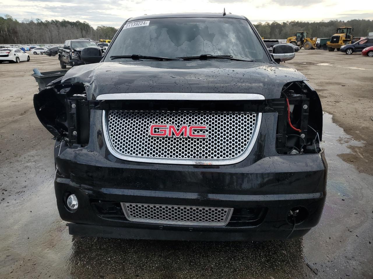 2009 GMC Yukon - Image 5