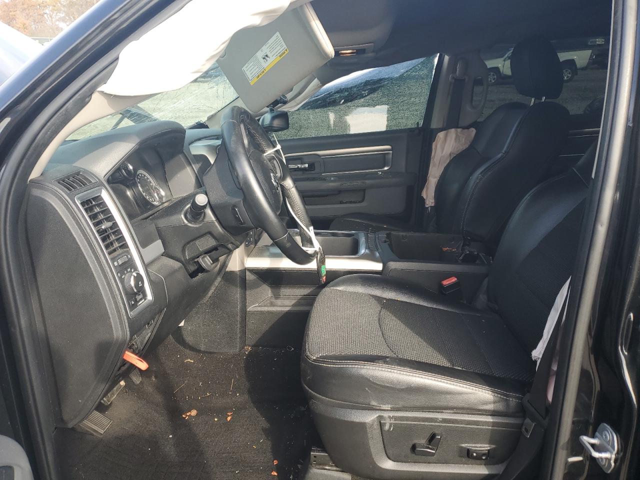 2017 RAM 1500 - Image 7