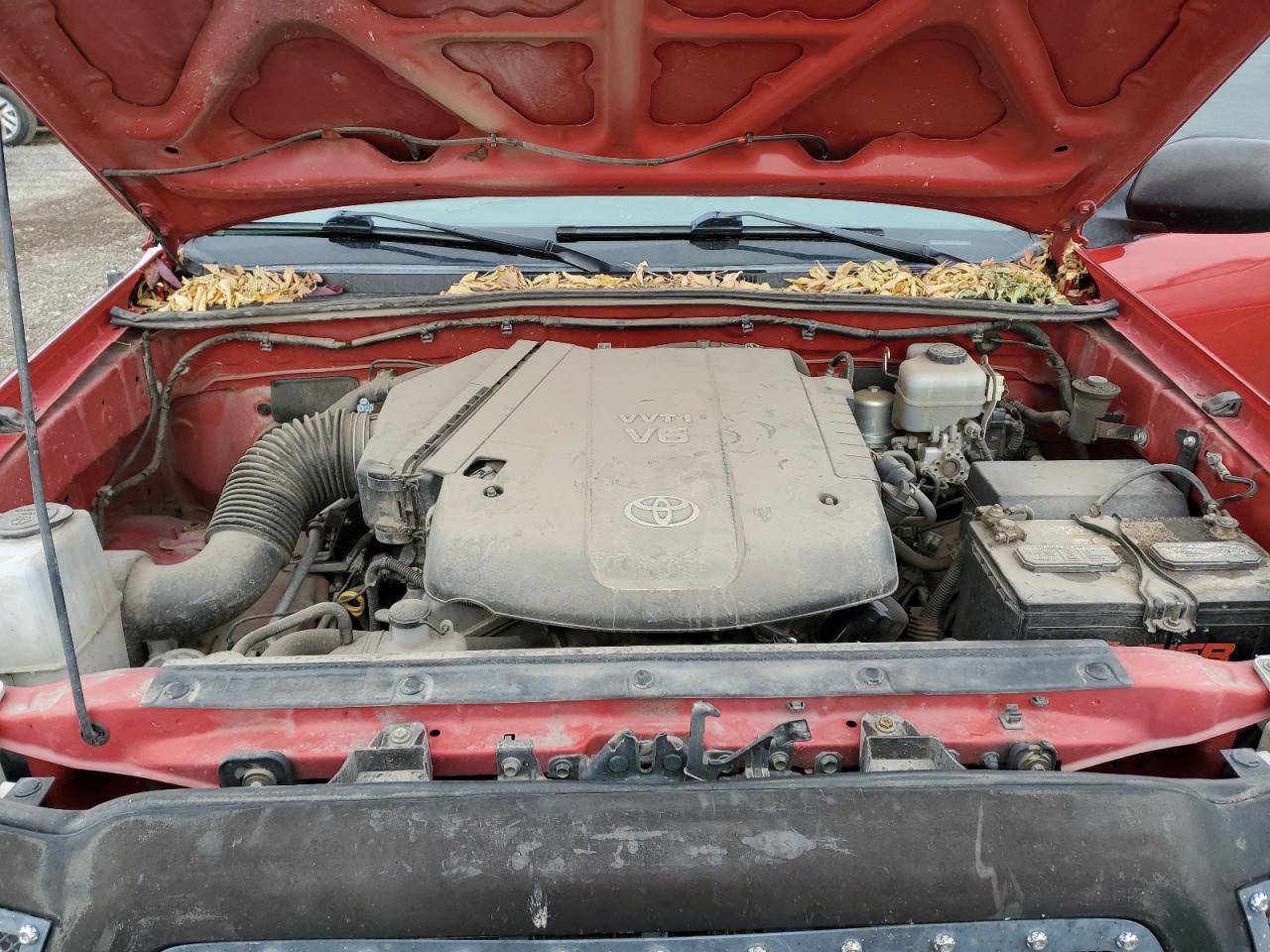 2010 Toyota Tacoma - Image 11