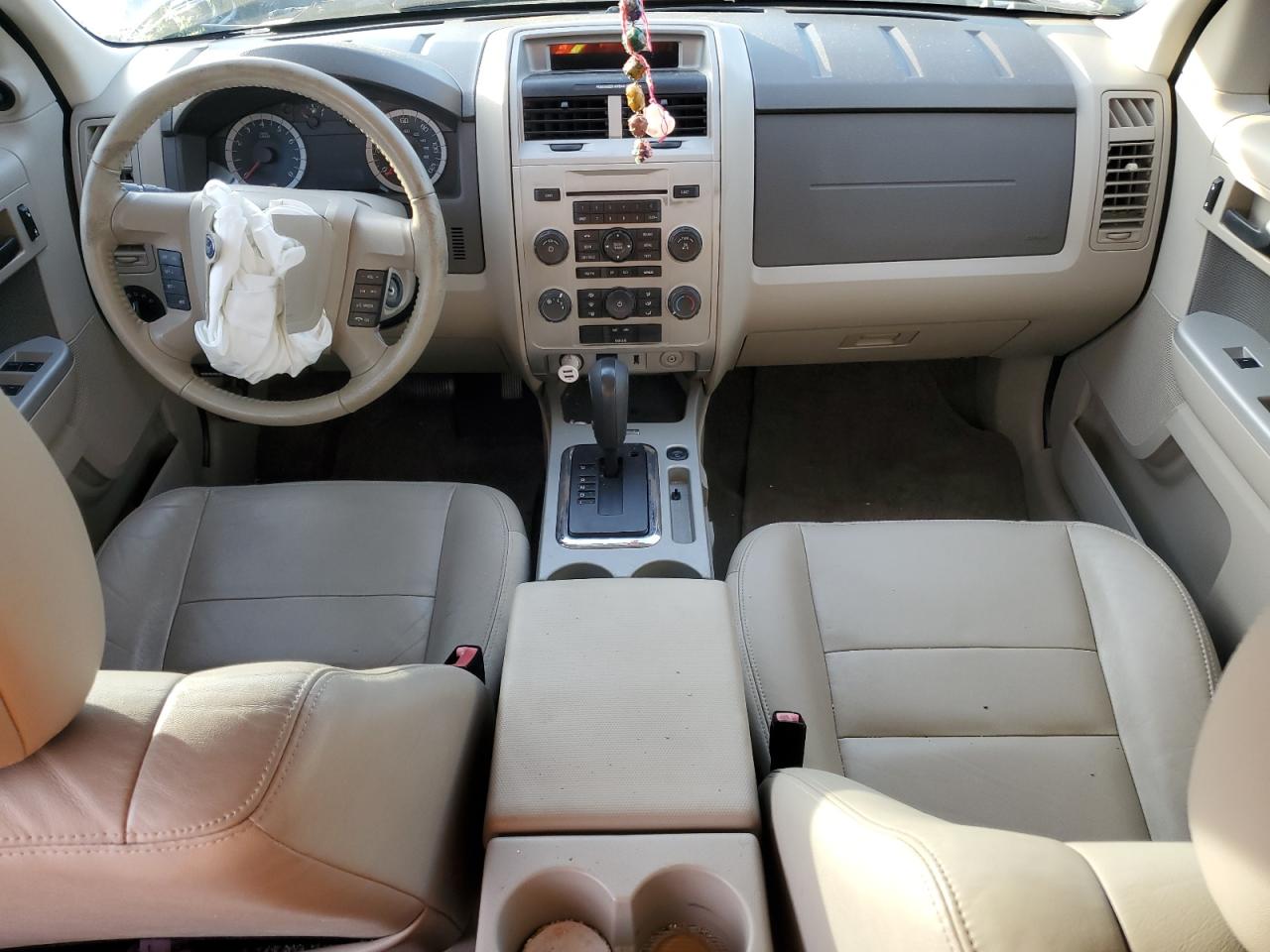 2010 Ford Escape - Image 8