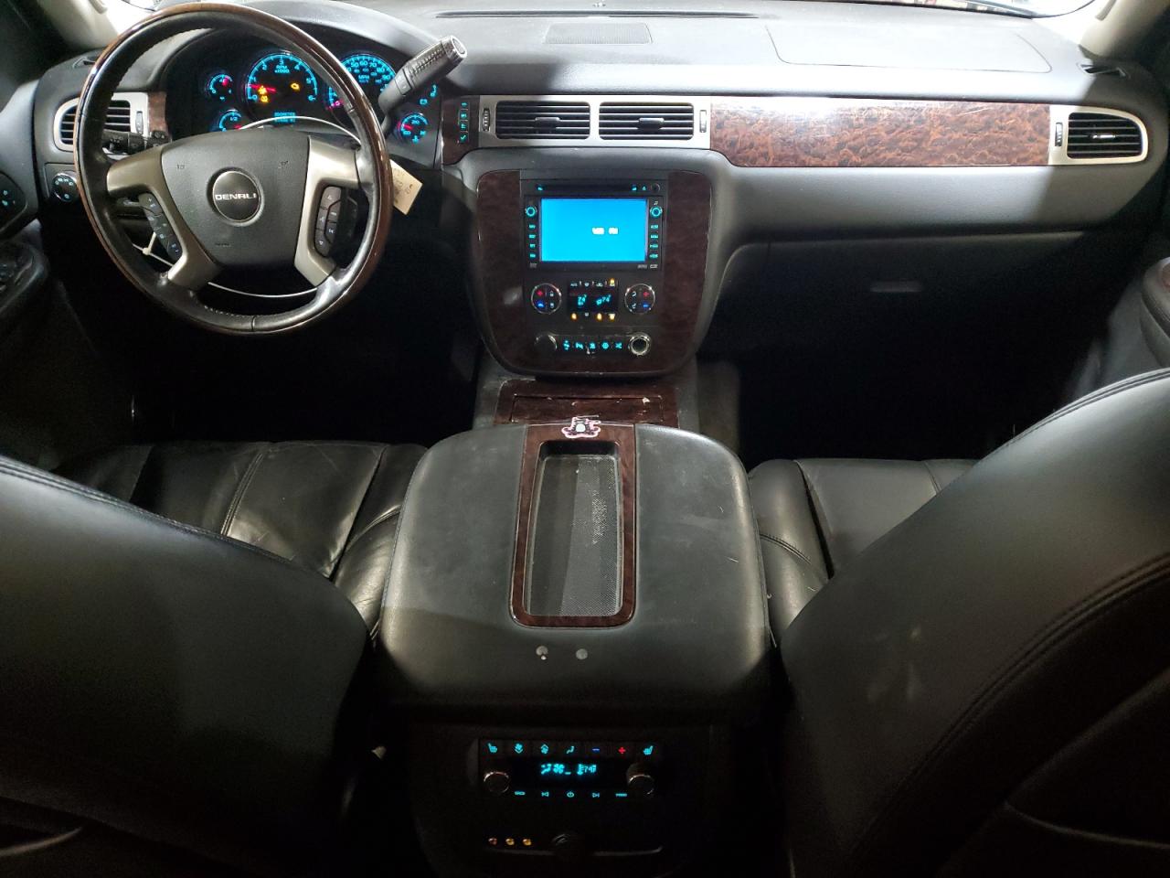 2008 GMC Yukon - Image 8