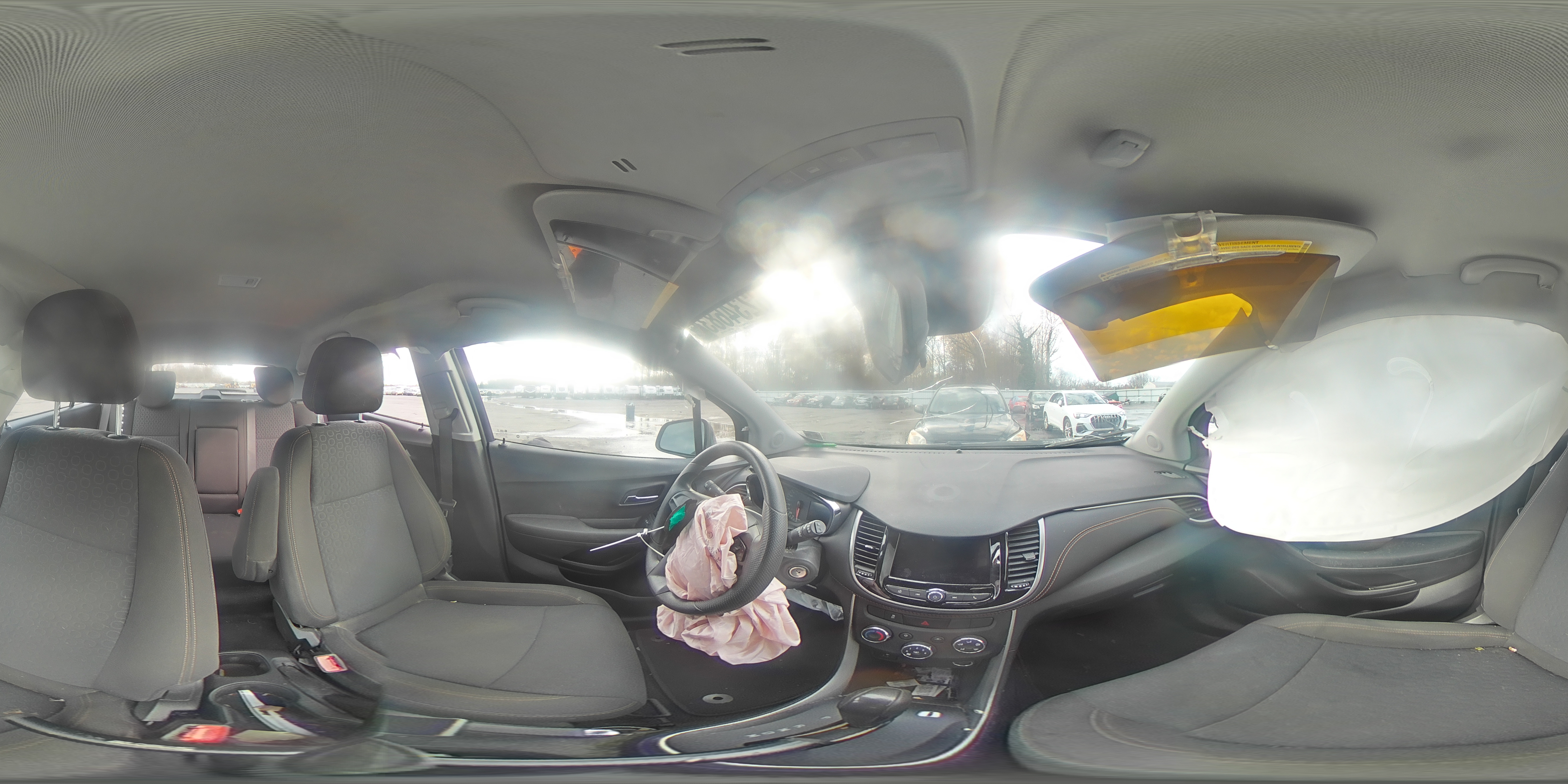 2021 Chevrolet Trax - Image 14