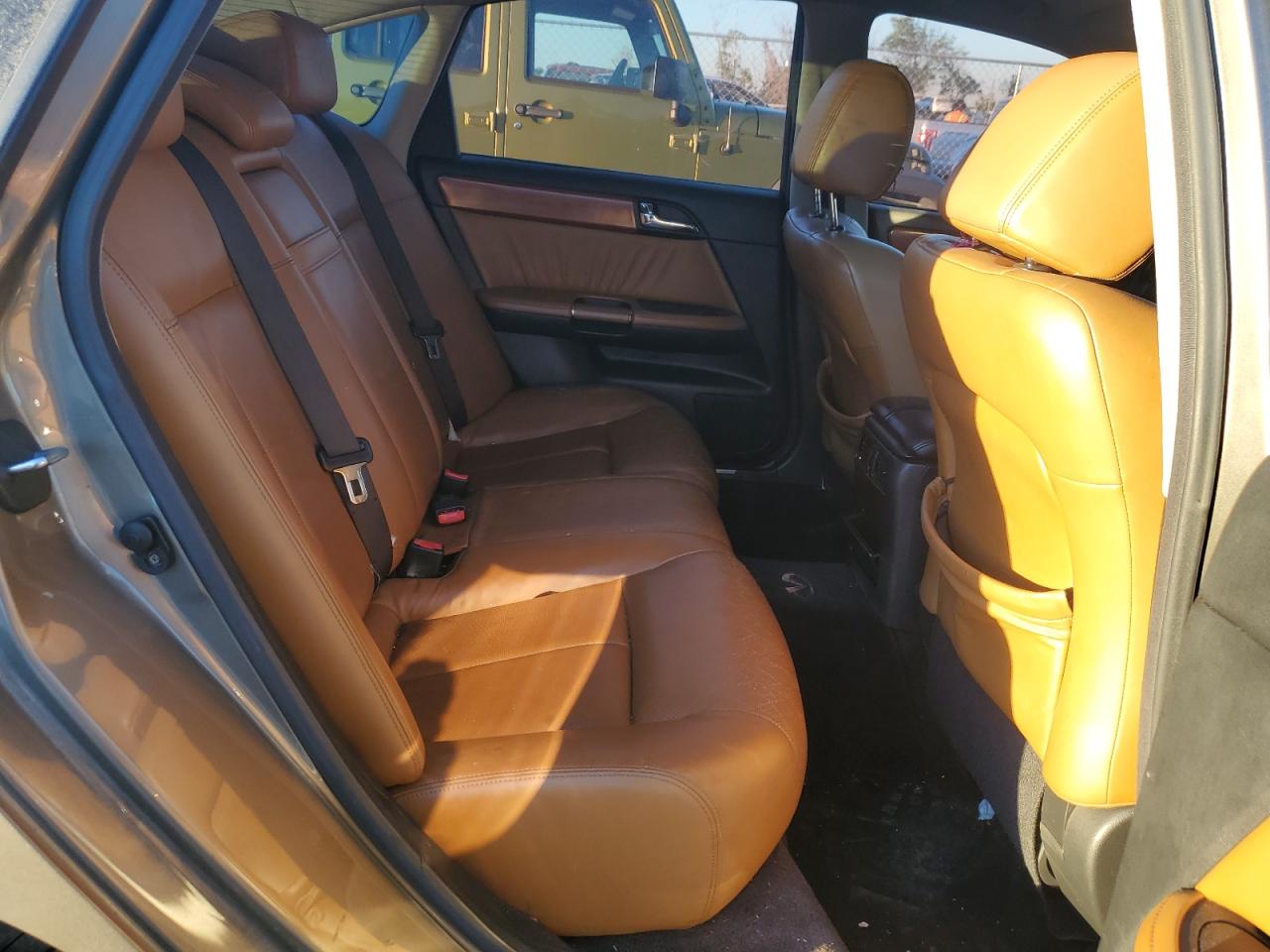 2006 Infiniti M - Image 10