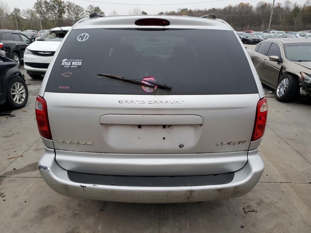 2002 Dodge Grand Caravan Sport VIN: 2B4GP44352R741871 Lot: 78960154