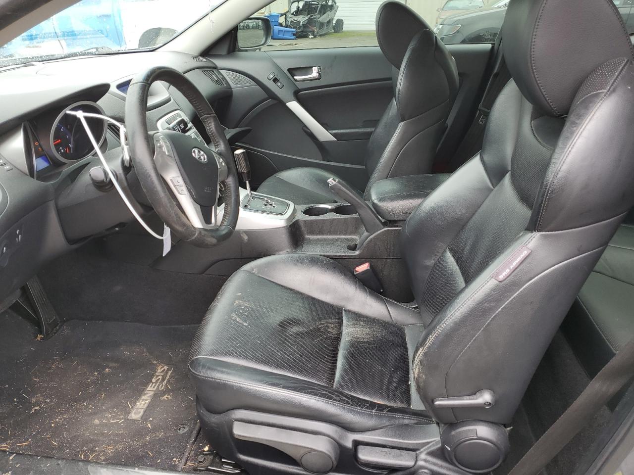 2010 Hyundai Genesis Coupe 3.8L VIN: KMHHU6KH2AU042270 Lot: 82710674