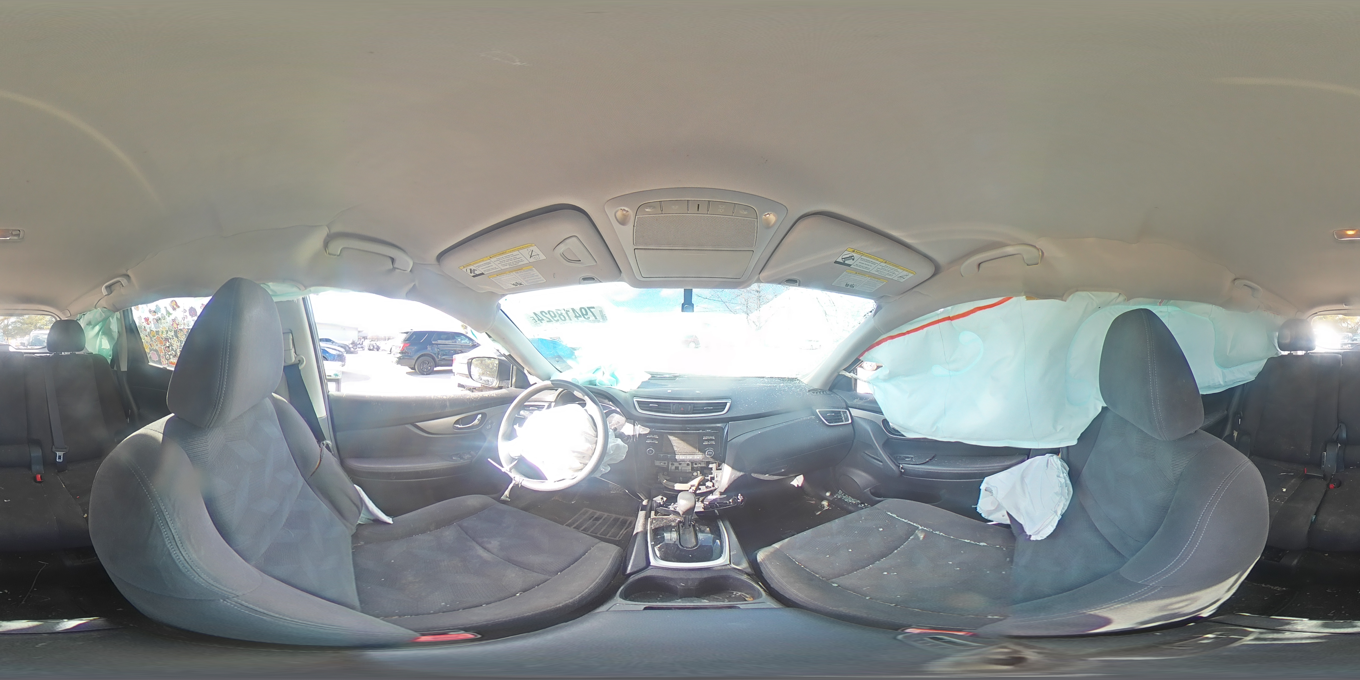 2015 Nissan Rogue - Image 13