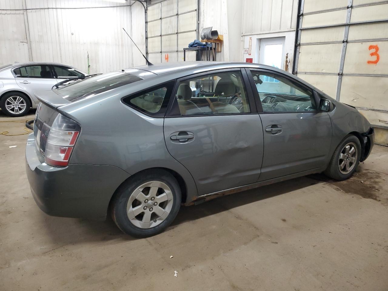 2005 Toyota Prius - Image 3
