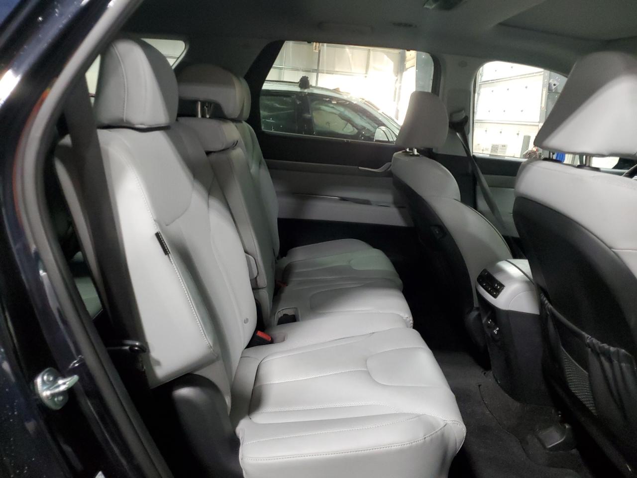 2024 Hyundai Palisade - Image 11