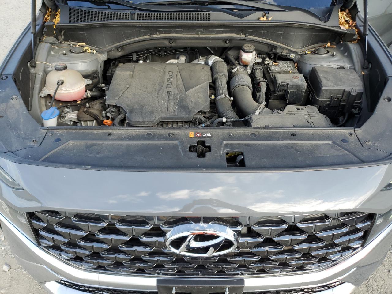 2021 Hyundai Santa Fe - Image 12